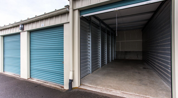 Top 5 Reasons Why People Use a Self Storage Unit